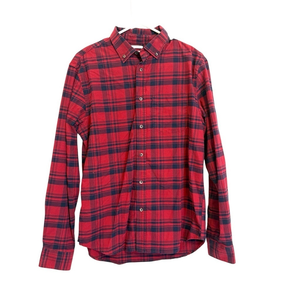 2/$15 Old Navy - Men’s Red Navy Plaid Button Down Shirt Medium Long Sleeve